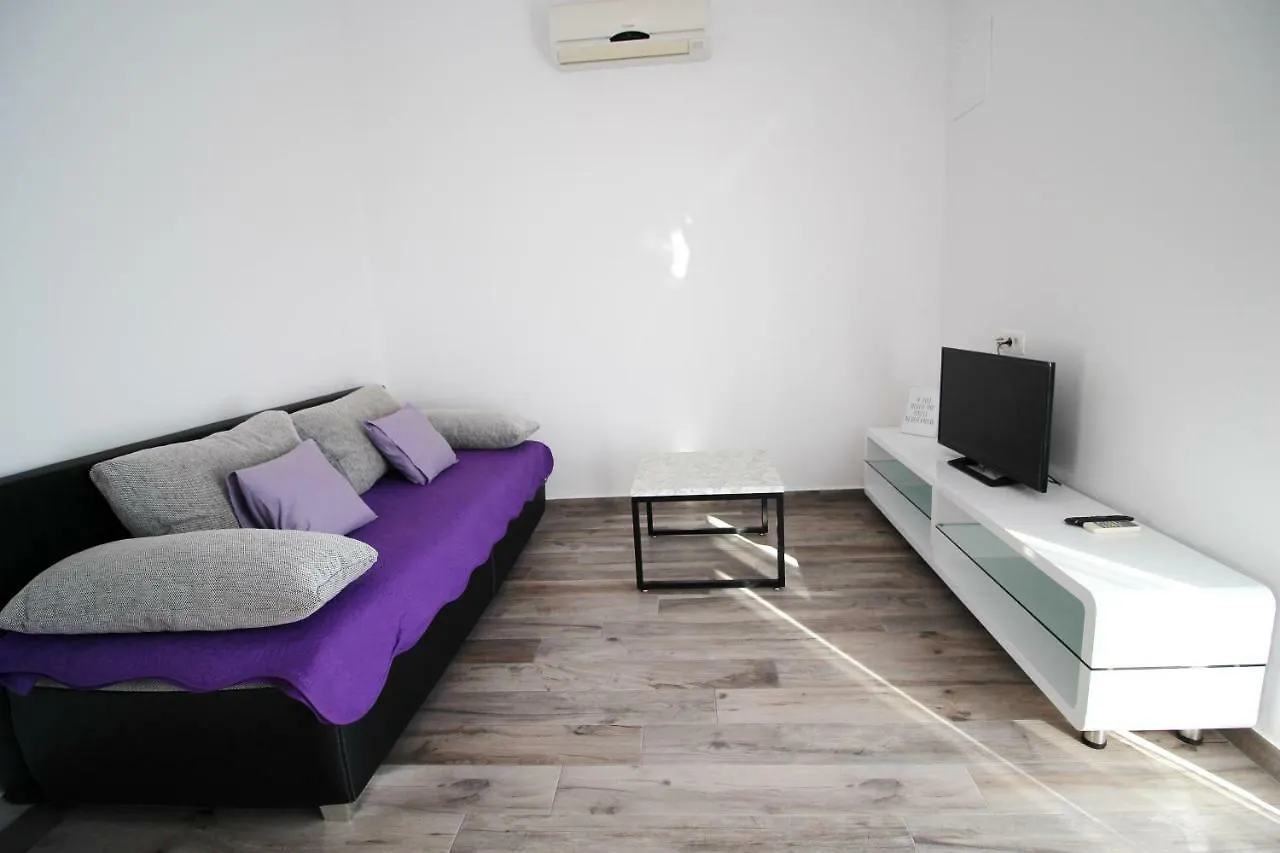 Apartments Buskulic Petrcane