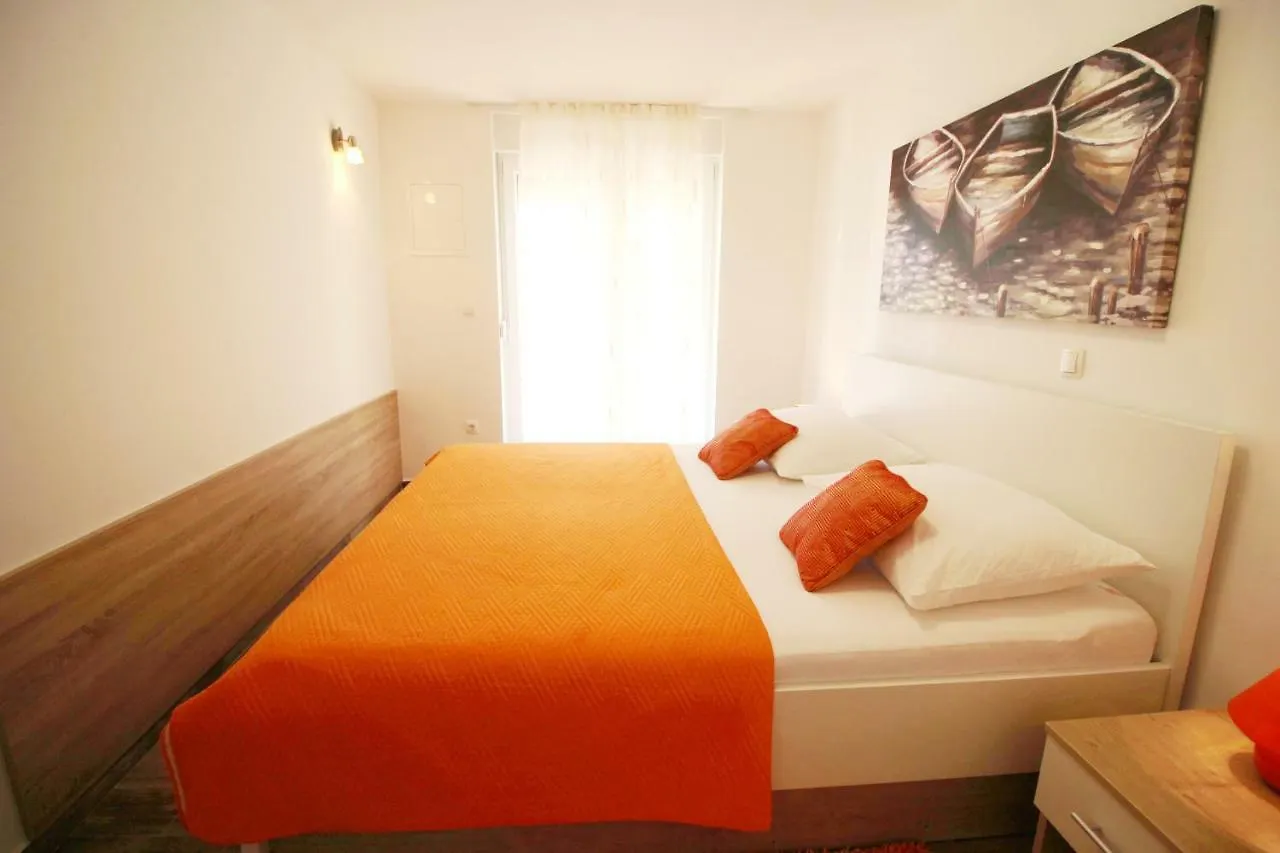 Apartments Buskulic Petrcane